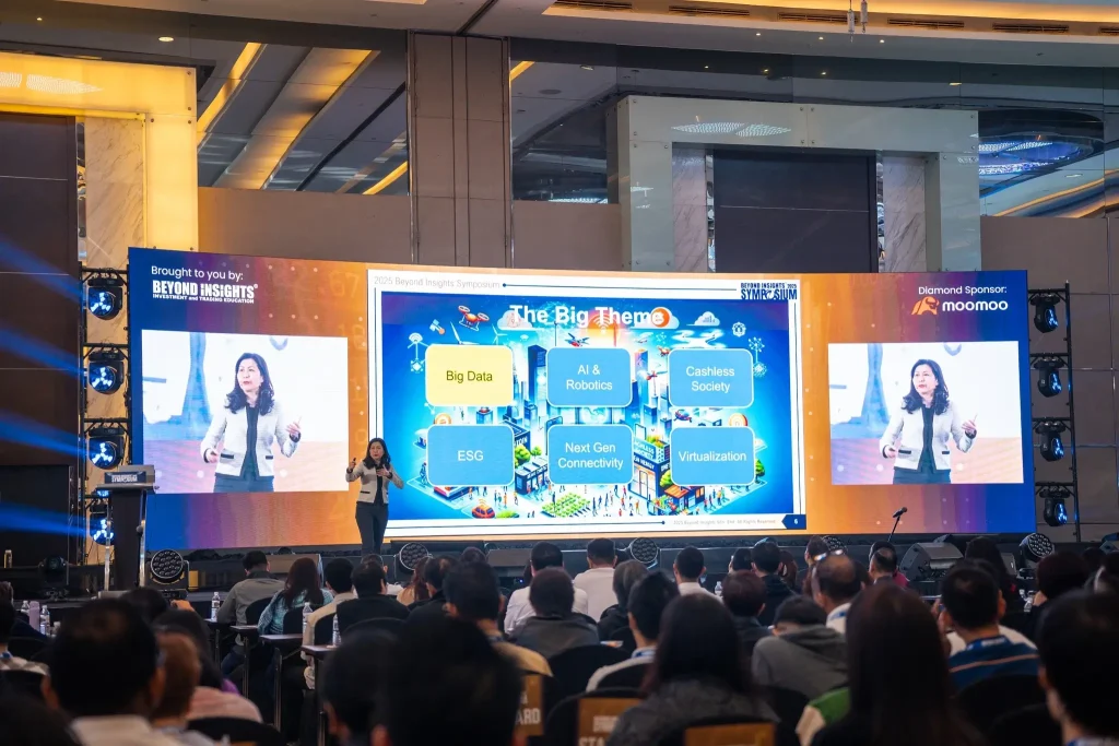 MICE event organized by event management company KL with conference, exhibition, and networking setup